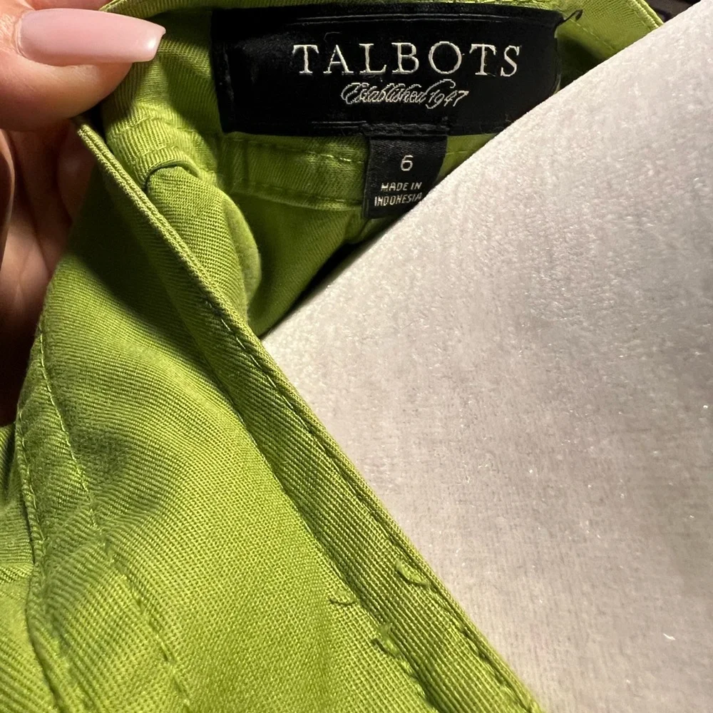 Talbots green jacket with 3/4 sleeves. In EUC. Size 6.